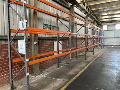 Pallet Racking, Dexion- 6 Bays (5 Full Bays and 1 x 1/2 Bay) - Overall Length 18.2 M Approx- 3 Metre High -( Slight Damage to 1 Upright Base ) Thumbnail