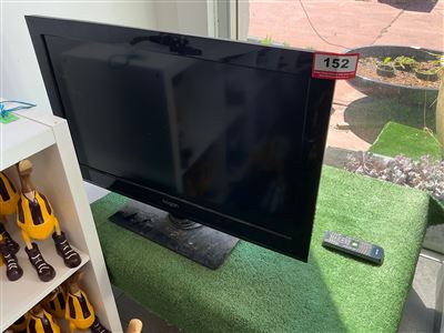 Kogan 32in Full HD LCD TV, Model KALCD32FHDXA, with Remote Thumbnail