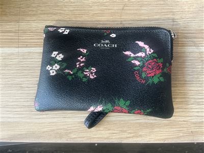 Coach Wallet Thumbnail