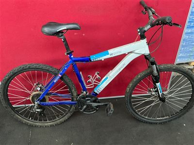 Diamond Back Response Mountain Bike, White/Blue, 48 cm Frame Thumbnail