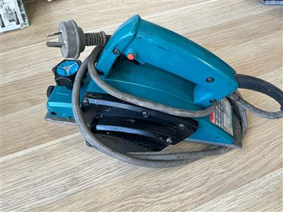 Electric Planer Makita 1902 - 82mm Thumbnail