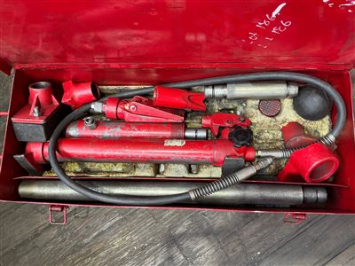 Body Repair Kit Porto-Power 10 Ton 10,000 PSI Thumbnail