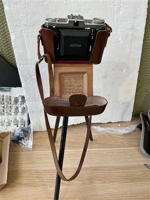 Nettar 35 mm Camera with Tripod Thumbnail