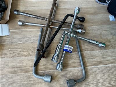 Quantity Wheel Braces Thumbnail