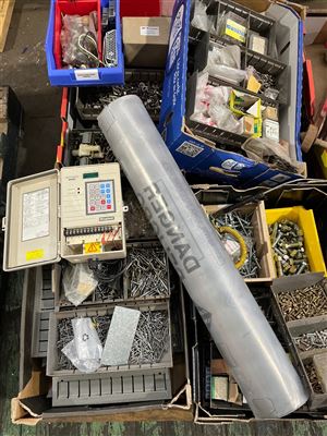 Pallet Lot of Fasteners, Bolts , Wood Screws etc. Thumbnail